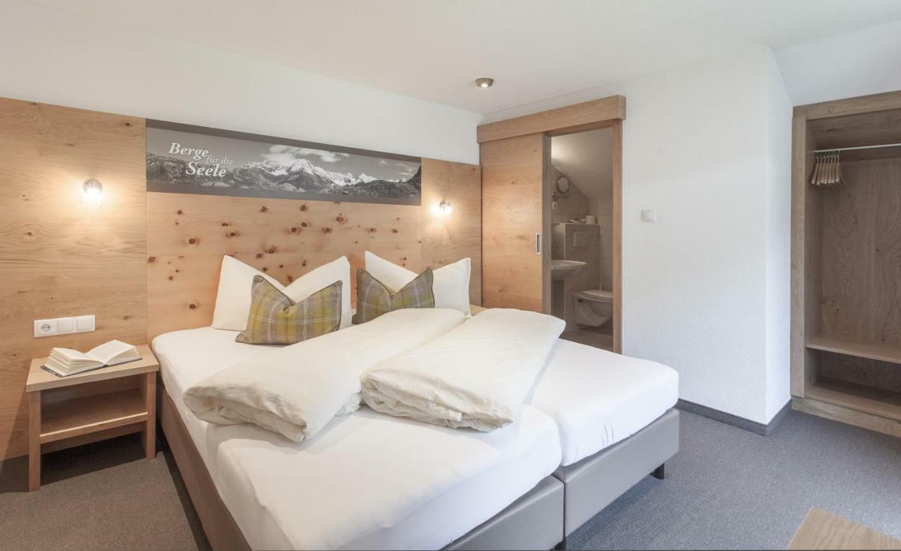 Garni Oetztal Rooms & Aparts Sölden Dış mekan fotoğraf