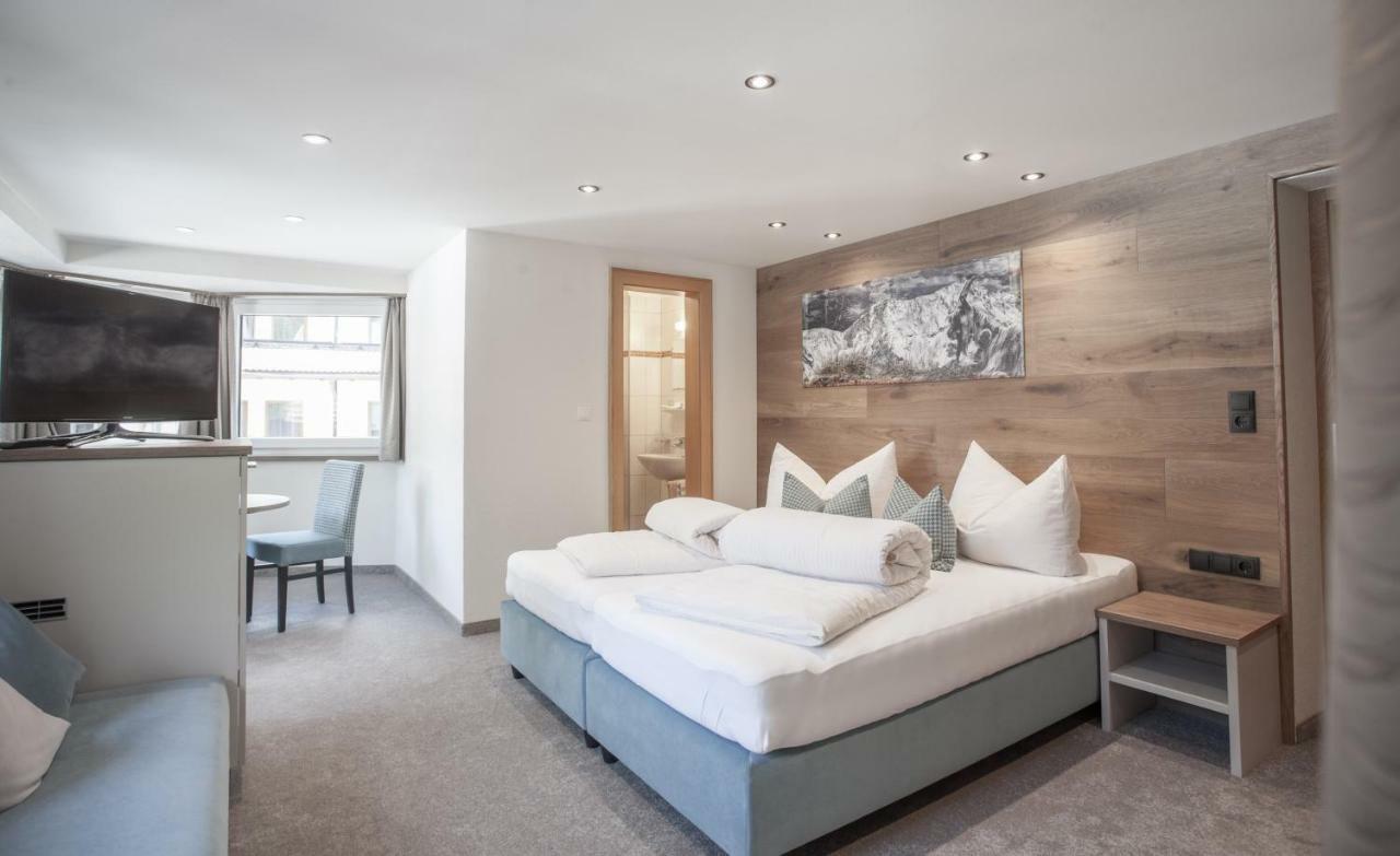 Garni Oetztal Rooms & Aparts Sölden Dış mekan fotoğraf